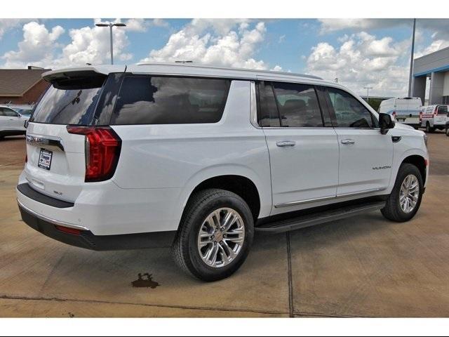 2024 GMC Yukon XL Vehicle Photo in ROSENBERG, TX 77471-5675