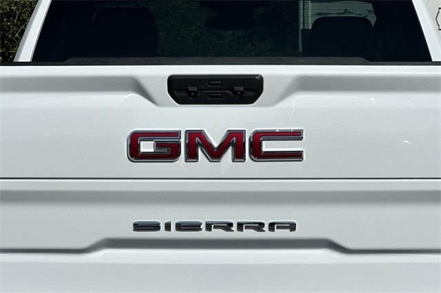 2023 GMC Sierra 1500 Vehicle Photo in ELK GROVE, CA 95757-8703