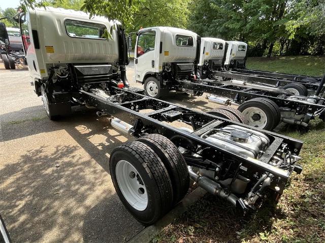 2025 Chevrolet Low Cab Forward 4500 Vehicle Photo in ALCOA, TN 37701-3235