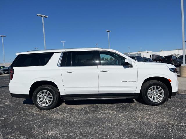 2023 Chevrolet Suburban Vehicle Photo in GREEN BAY, WI 54302-3701