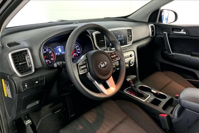 2022 Kia Sportage Vehicle Photo in Lees Summit, MO 64086