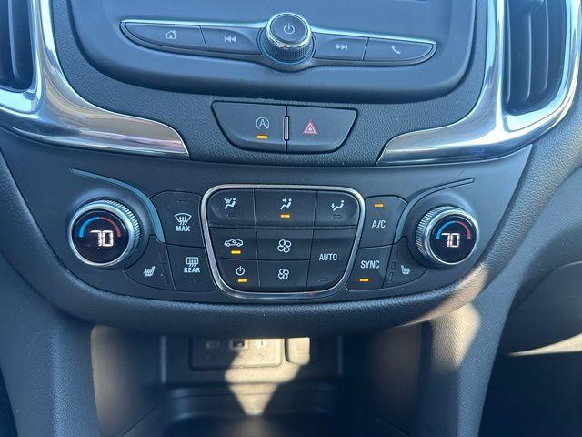 2022 Chevrolet Equinox Vehicle Photo in TUPELO, MS 38801-6508