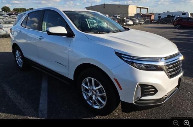 2024 Chevrolet Equinox Vehicle Photo in GREEN BAY, WI 54303-3330