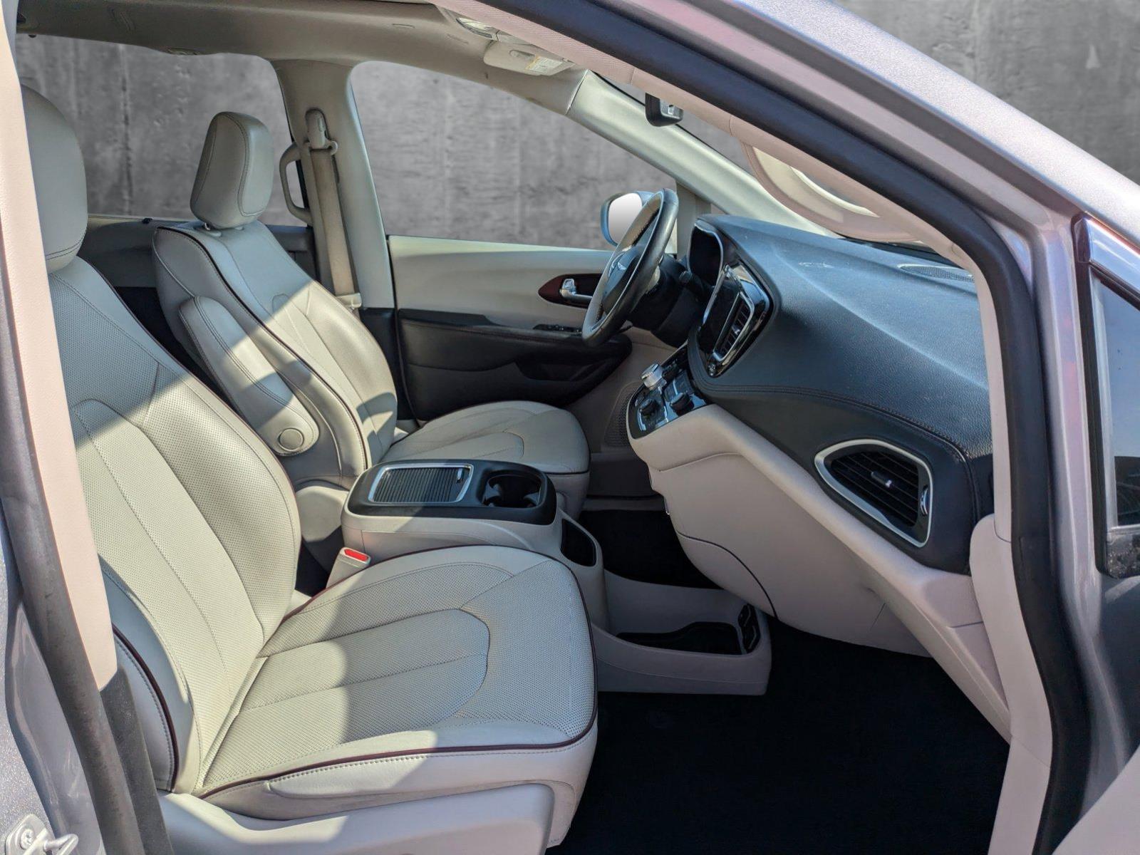 2020 Chrysler Pacifica Vehicle Photo in Corpus Christi, TX 78415