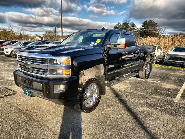 2017 Chevrolet Silverado 2500HD Vehicle Photo in WILLIAMSVILLE, NY 14221-2883