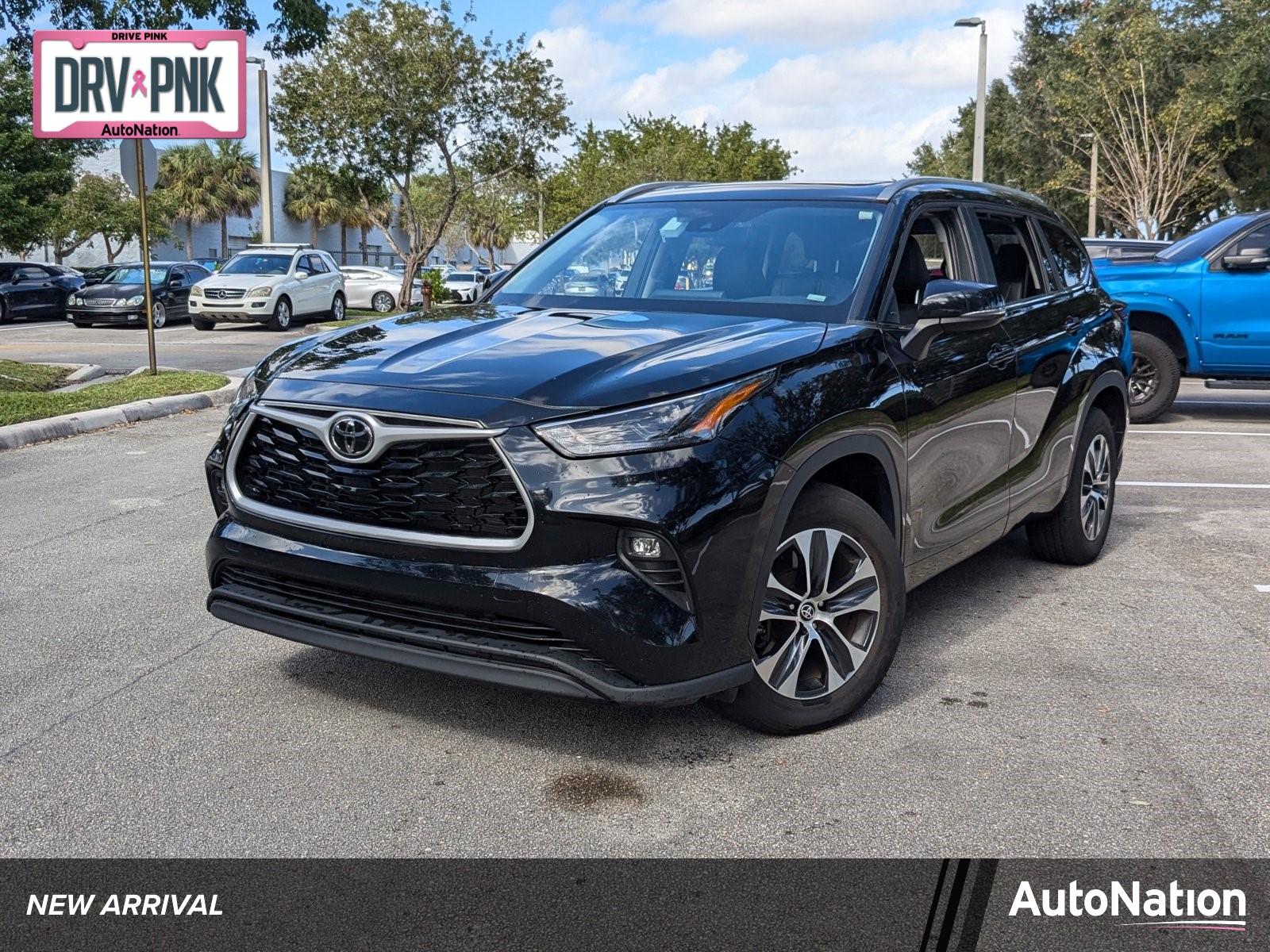 2023 Toyota Highlander Vehicle Photo in West Palm Beach, FL 33417