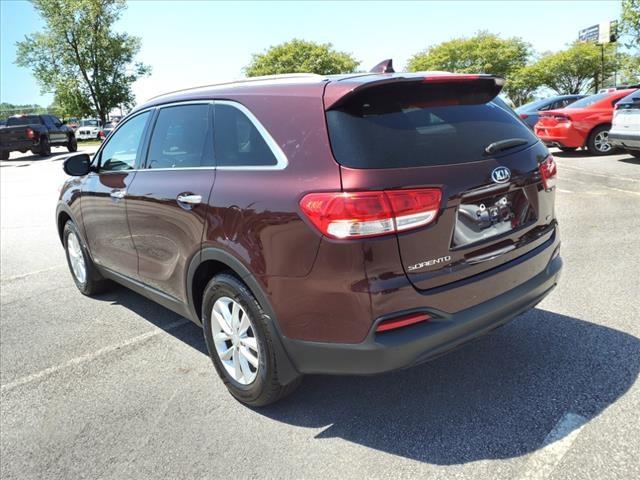 2017 Kia Sorento Vehicle Photo in South Hill, VA 23970