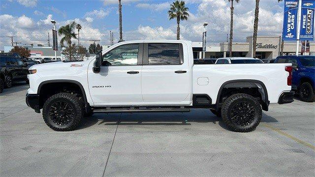 2024 Chevrolet Silverado 2500 HD Vehicle Photo in RIVERSIDE, CA 92504-4106