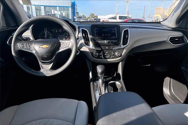 2021 Chevrolet Equinox Vehicle Photo in TOPEKA, KS 66609-0000