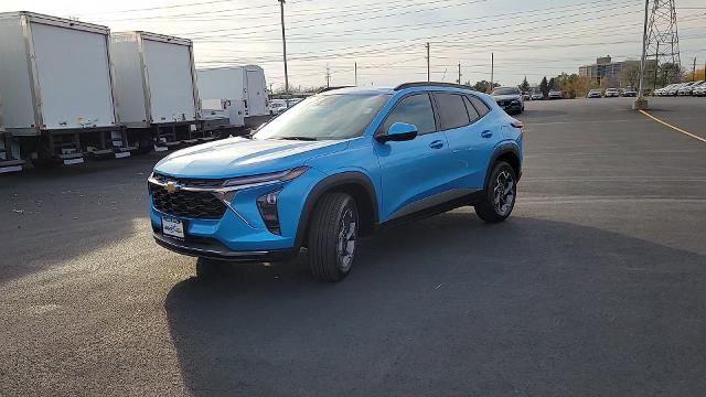 2025 Chevrolet Trax Vehicle Photo in JOLIET, IL 60435-8135