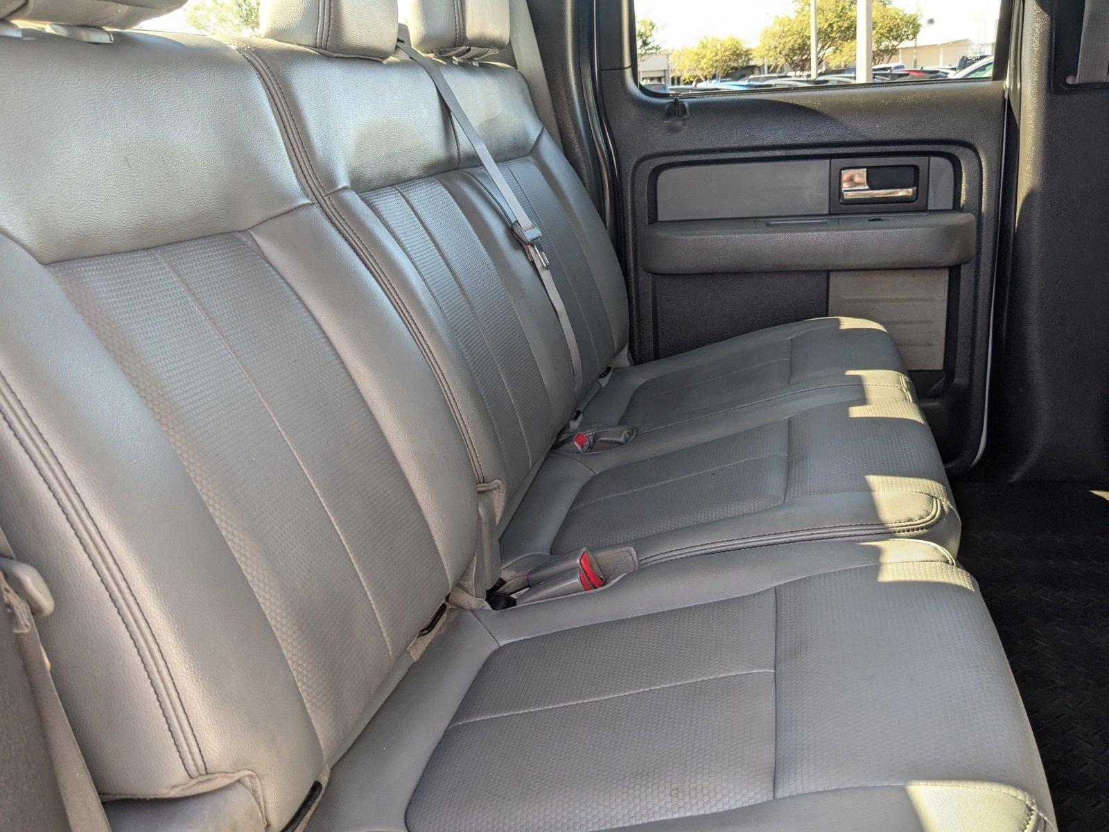 2014 Ford F-150 Vehicle Photo in St. Petersburg, FL 33713