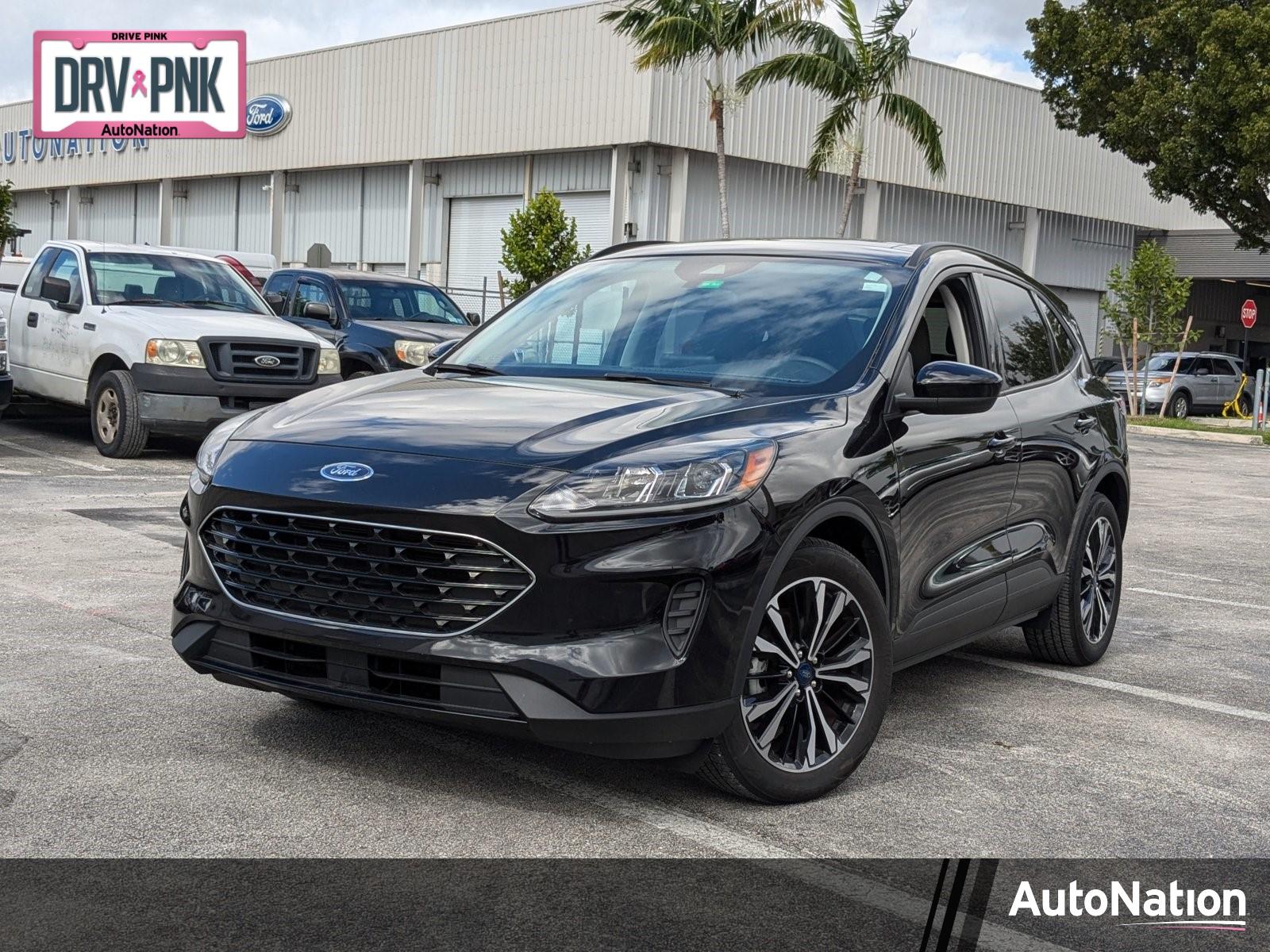 2021 Ford Escape Vehicle Photo in Miami, FL 33015