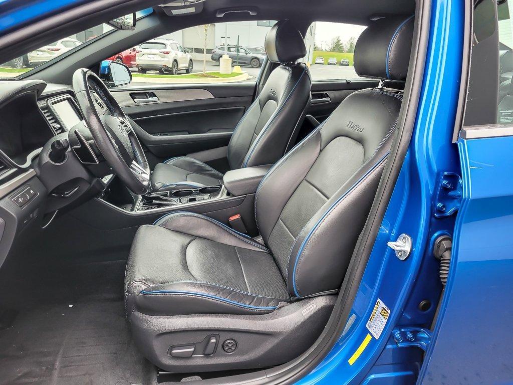 2018 Hyundai SONATA Vehicle Photo in Saint Charles, IL 60174