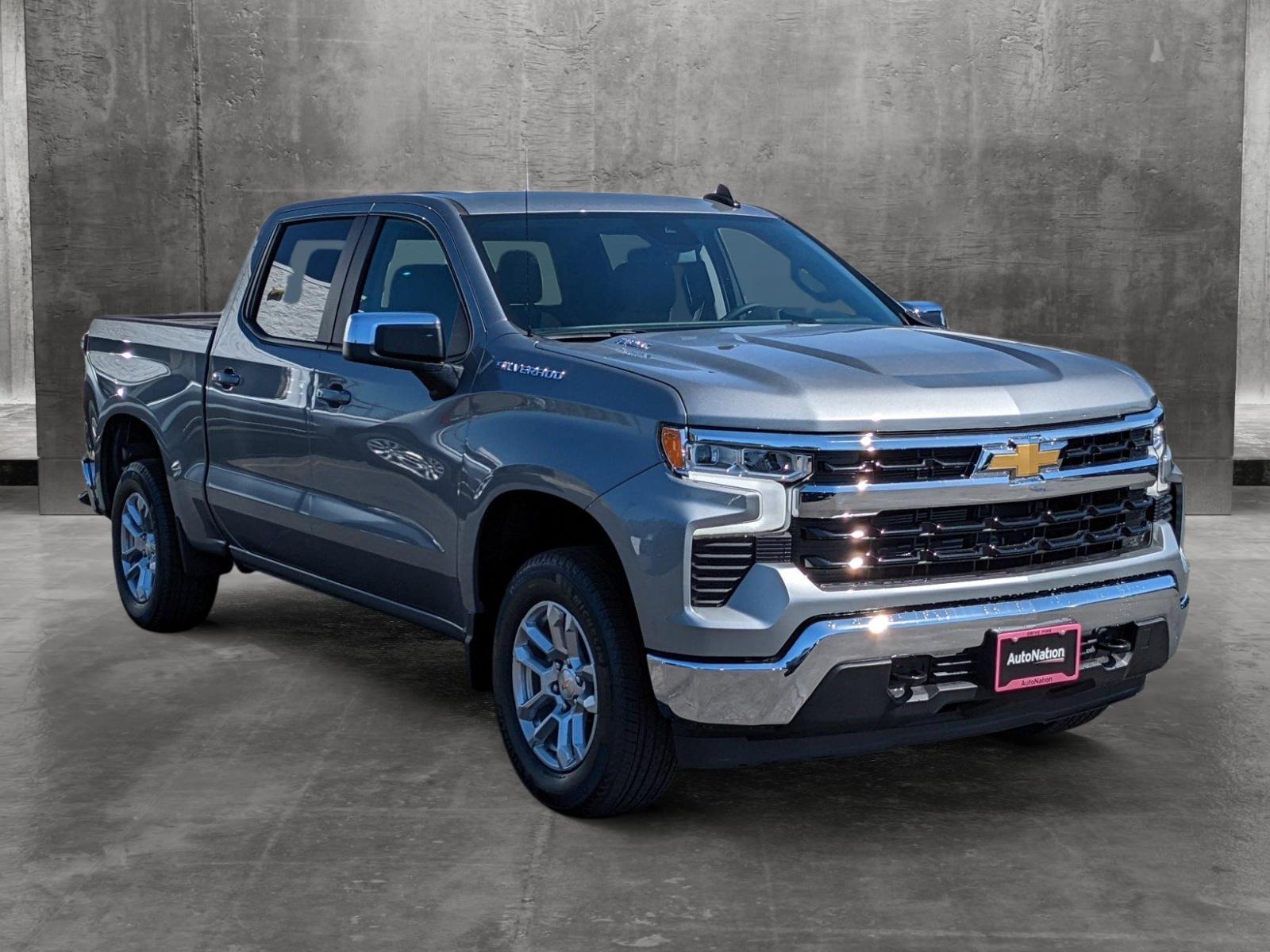 2024 Chevrolet Silverado 1500 Vehicle Photo in VALENCIA, CA 91355-1705