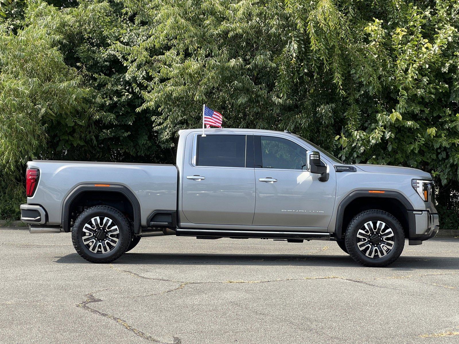 2024 GMC Sierra 2500 HD Vehicle Photo in MONROE, NC 28110-8431