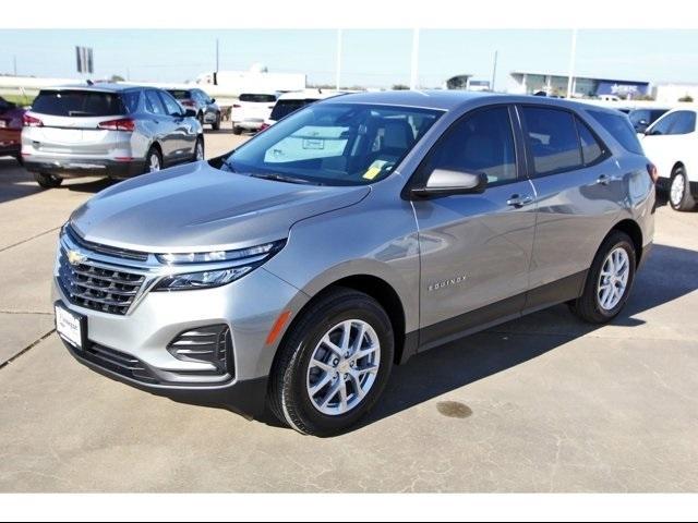 2024 Chevrolet Equinox Vehicle Photo in ROSENBERG, TX 77471-5675