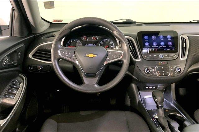 2024 Chevrolet Malibu Vehicle Photo in KANSAS CITY, MO 64114-4502