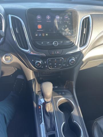 2022 Chevrolet Equinox Vehicle Photo in VENTURA, CA 93003-8585