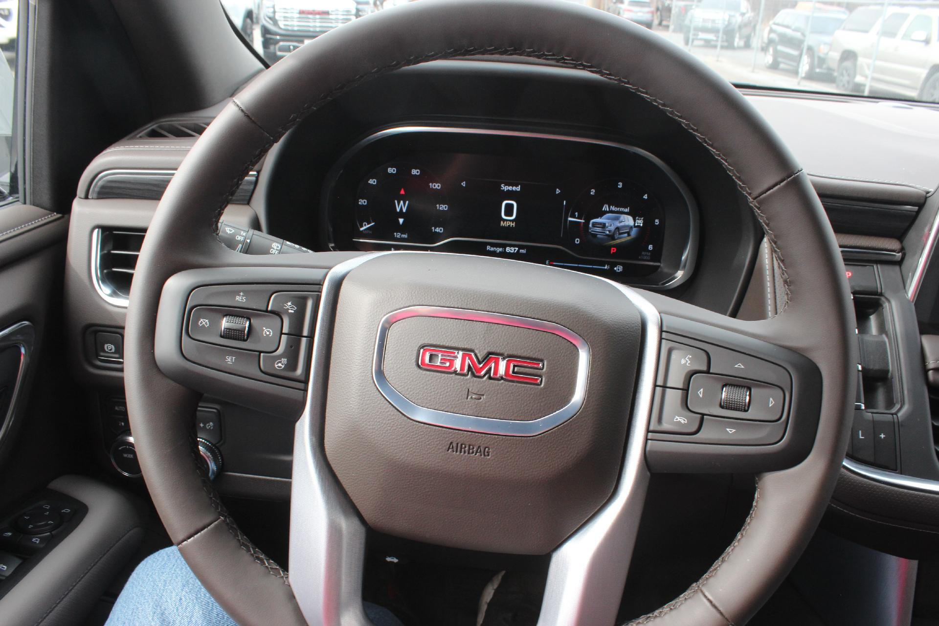 2024 GMC Yukon XL Vehicle Photo in AURORA, CO 80012-4011