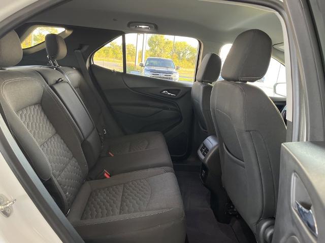 2020 Chevrolet Equinox Vehicle Photo in MANHATTAN, KS 66502-5036