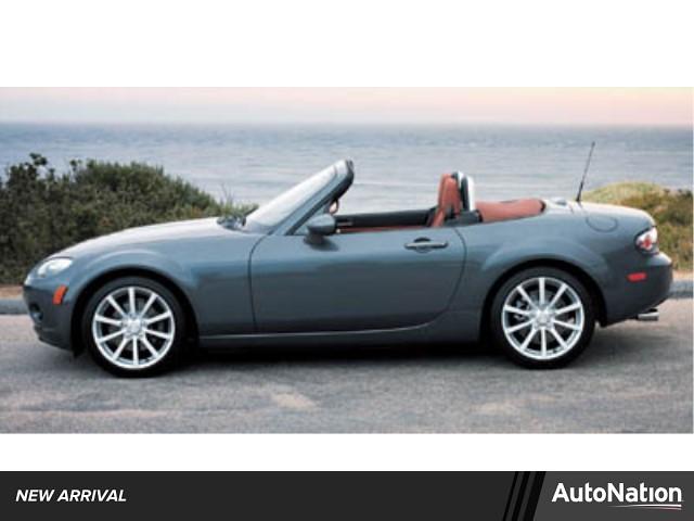 2006 Mazda MX-5 Miata Vehicle Photo in St. Petersburg, FL 33713