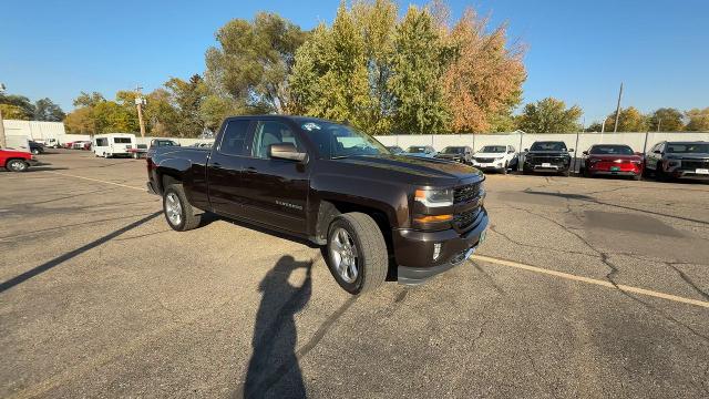 Used 2018 Chevrolet Silverado 1500 LT Z71 with VIN 1GCVKREC7JZ171686 for sale in Saint Cloud, MN