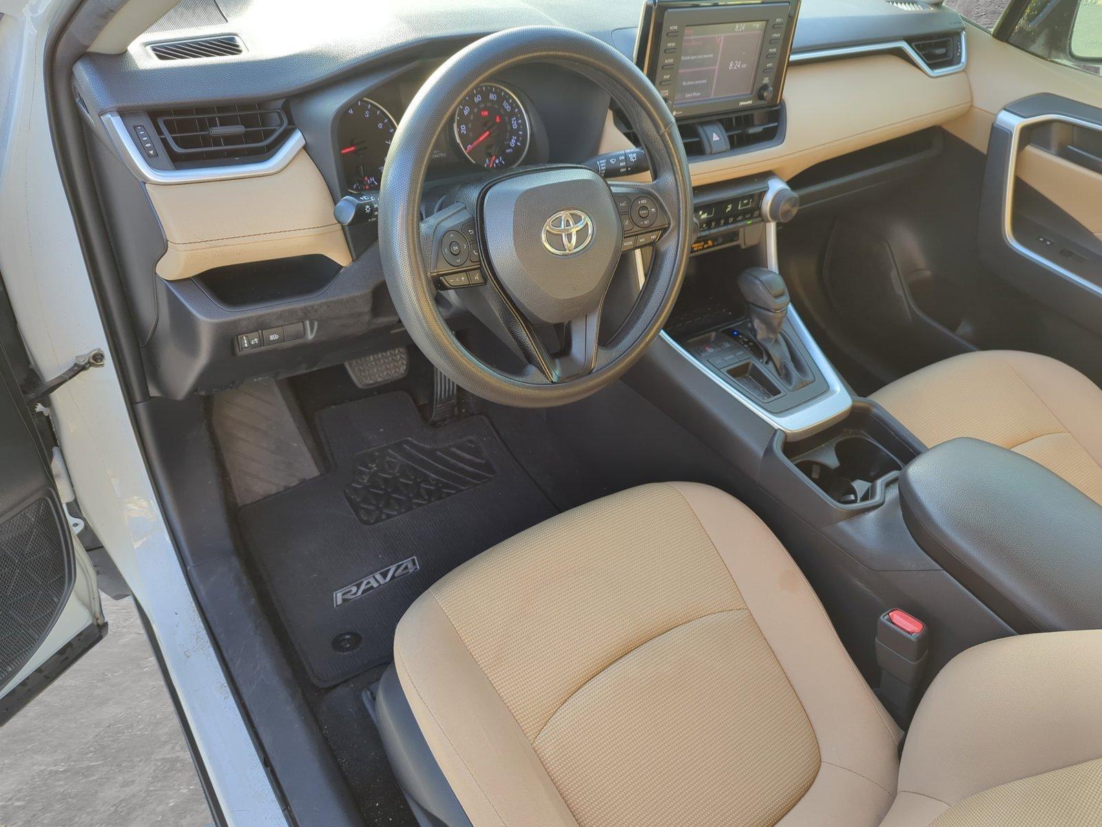 2020 Toyota RAV4 Vehicle Photo in Ft. Myers, FL 33907