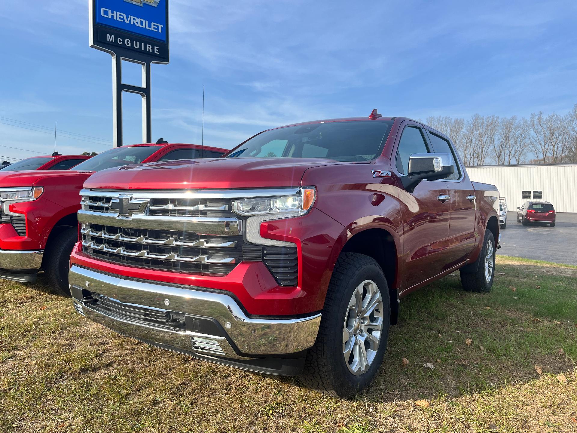 2025 Chevrolet Silverado 1500 Vehicle Photo in CLARE, MI 48617-9414