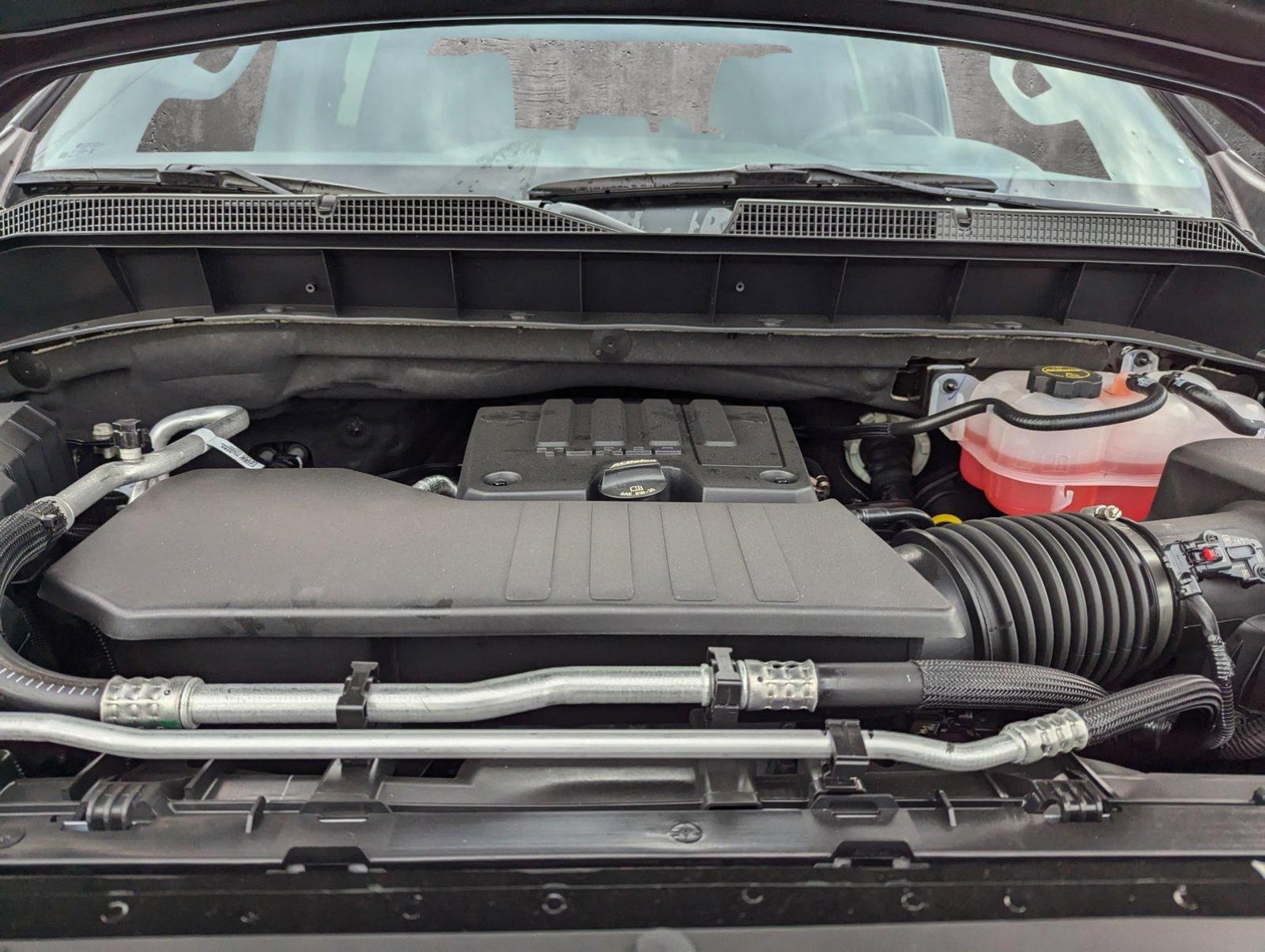 2025 Chevrolet Silverado 1500 Vehicle Photo in PEMBROKE PINES, FL 33024-6534