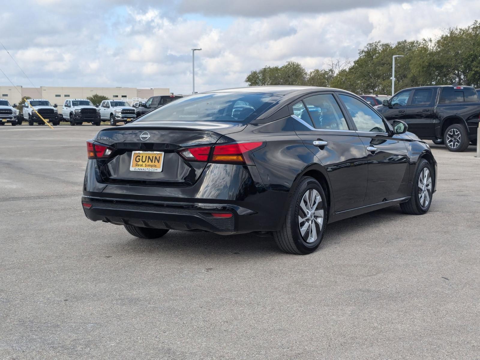 2024 Nissan Altima Vehicle Photo in Seguin, TX 78155