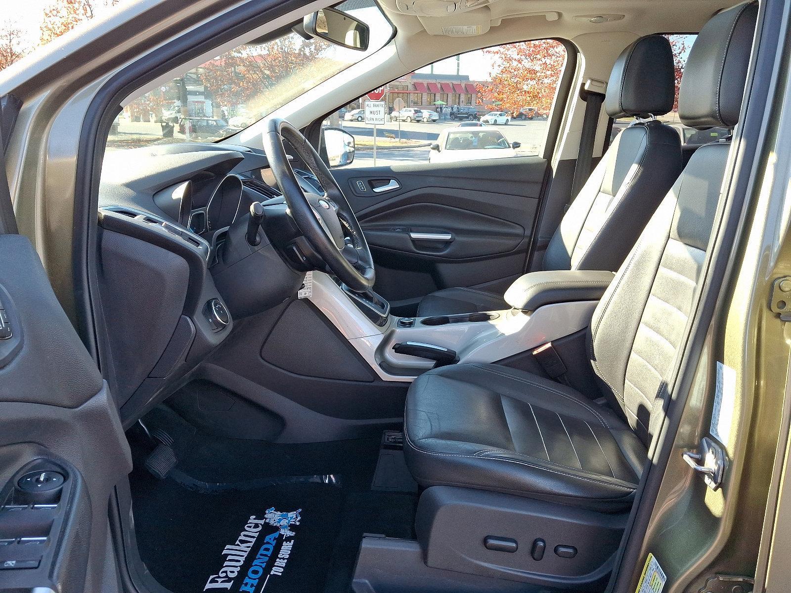 2013 Ford Escape Vehicle Photo in Harrisburg, PA 17111