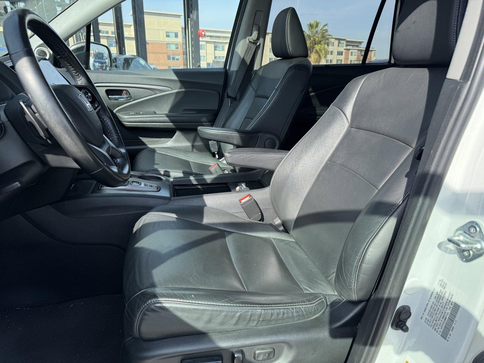 2021 Honda PILOT Vehicle Photo in LOS ANGELES, CA 90007-3794