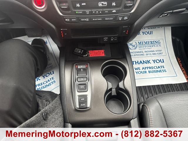 2022 Honda Pilot Vehicle Photo in VINCENNES, IN 47591-5519