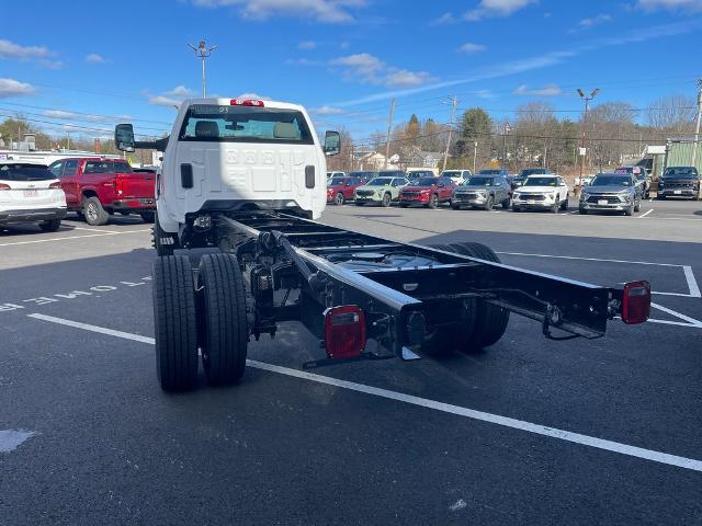 2024 Chevrolet Silverado Chassis Cab Vehicle Photo in GARDNER, MA 01440-3110