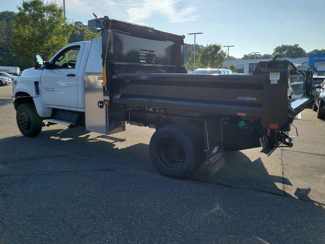 2024 Chevrolet Silverado 5500 HD Vehicle Photo in DANBURY, CT 06810-5034