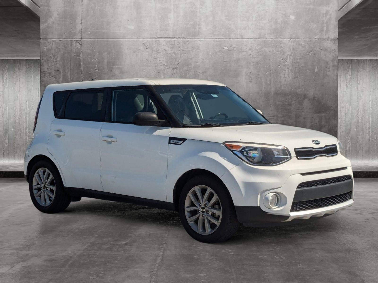 2017 Kia Soul Vehicle Photo in St. Petersburg, FL 33713