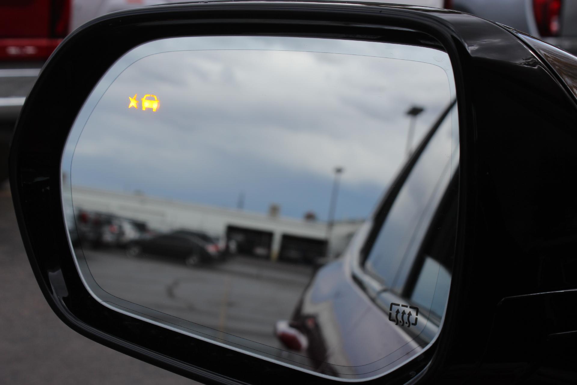 2025 Buick Enclave Vehicle Photo in AURORA, CO 80012-4011