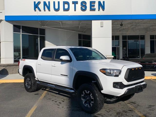 2017 Toyota Tacoma Vehicle Photo in POST FALLS, ID 83854-5365