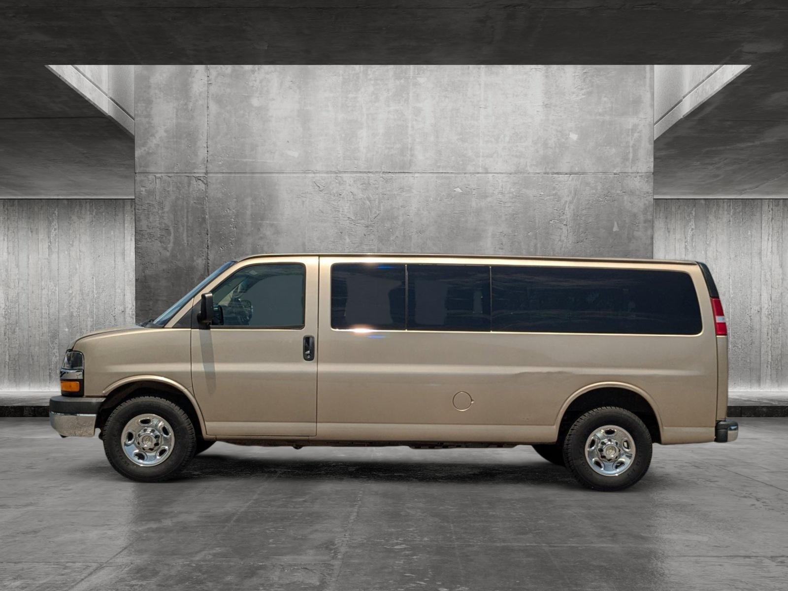 2013 Chevrolet Express Passenger Vehicle Photo in St. Petersburg, FL 33713