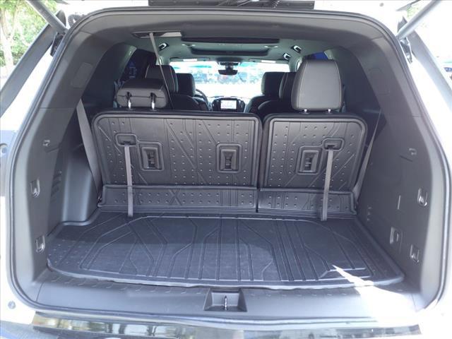 2022 Chevrolet Traverse Vehicle Photo in DENTON, TX 76210-9321