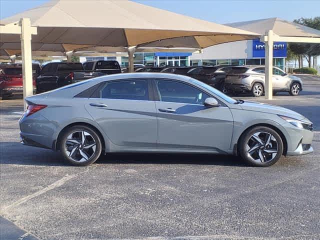 2022 Hyundai ELANTRA Vehicle Photo in Decatur, TX 76234