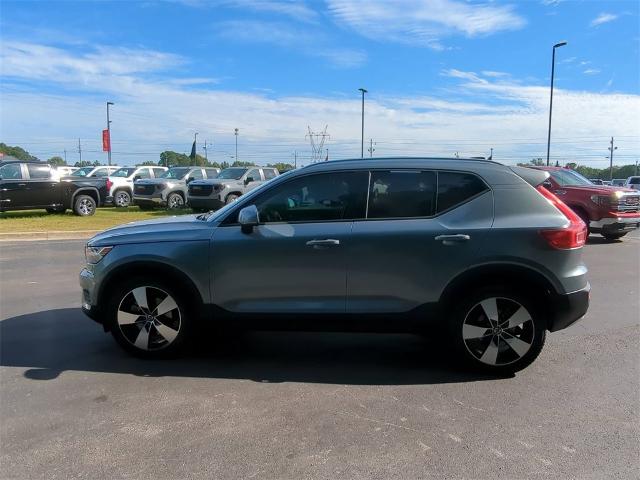 2019 Volvo XC40 Vehicle Photo in ALBERTVILLE, AL 35950-0246