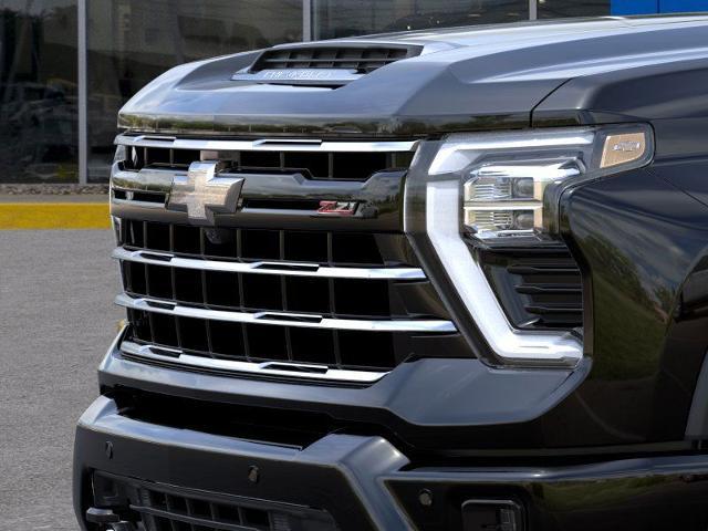 2025 Chevrolet Silverado 2500 HD Vehicle Photo in GREEN BAY, WI 54302-3701