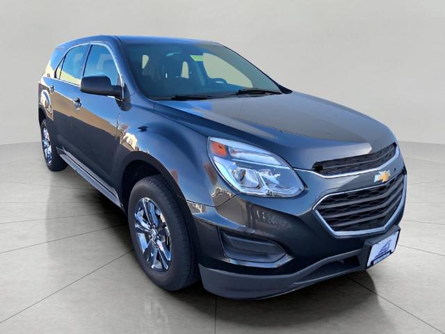 2017 Chevrolet Equinox Vehicle Photo in Oshkosh, WI 54904