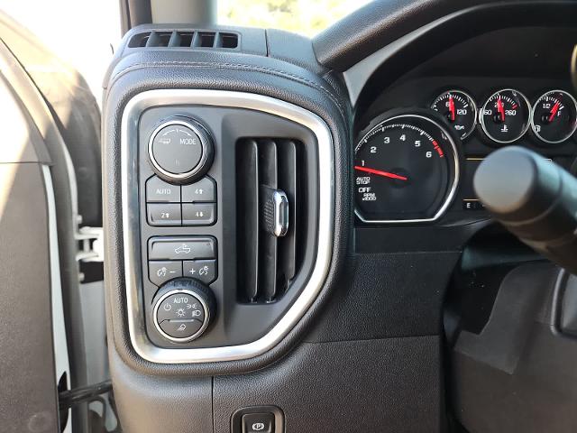 2020 Chevrolet Silverado 1500 Vehicle Photo in SAN ANGELO, TX 76903-5798