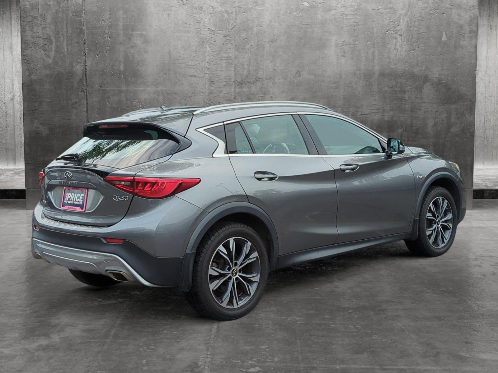 2017 INFINITI QX30 Vehicle Photo in ORLANDO, FL 32812-3021