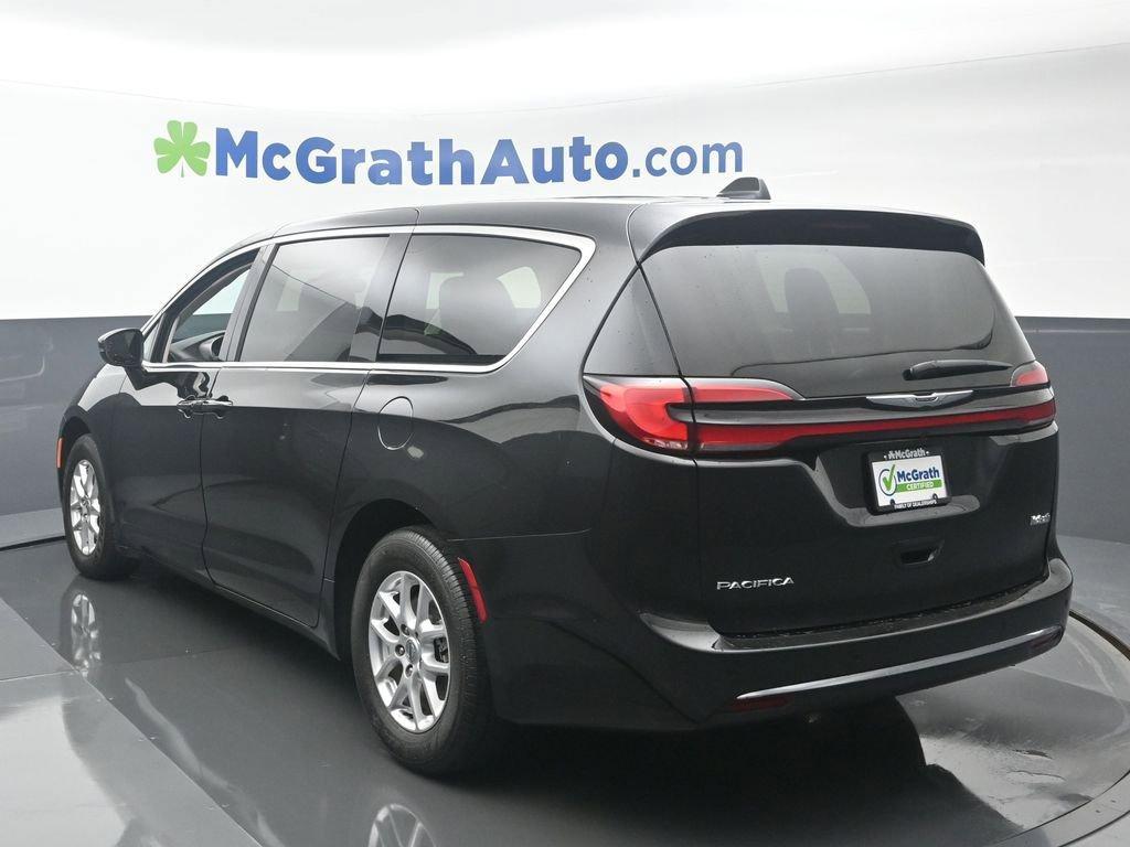 2023 Chrysler Pacifica Vehicle Photo in Cedar Rapids, IA 52402