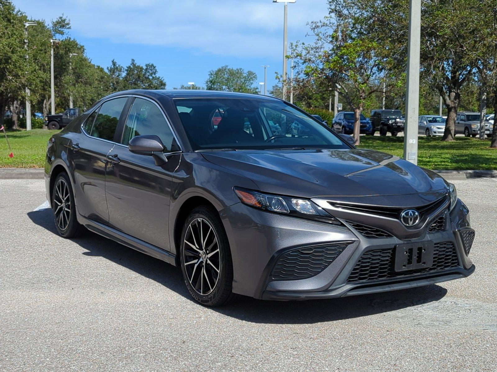 2021 Toyota Camry Vehicle Photo in Ft. Myers, FL 33907