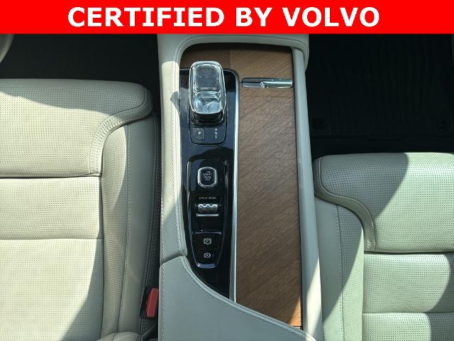 2020 Volvo XC90 Vehicle Photo in Grapevine, TX 76051