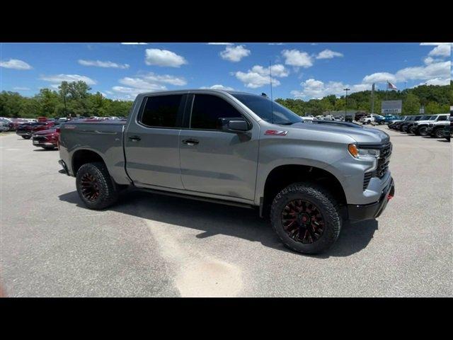 Used 2023 Chevrolet Silverado 1500 LT Trail Boss with VIN 3GCUDFEL6PG302765 for sale in Linn, MO